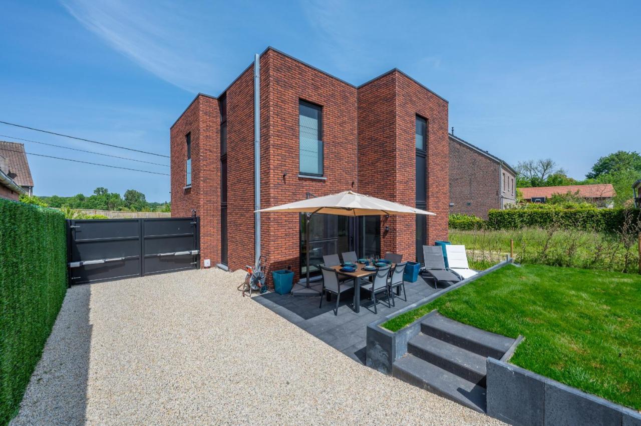 Unique Hideaway, Holiday House With Large Garden Kortenaken Bagian luar foto